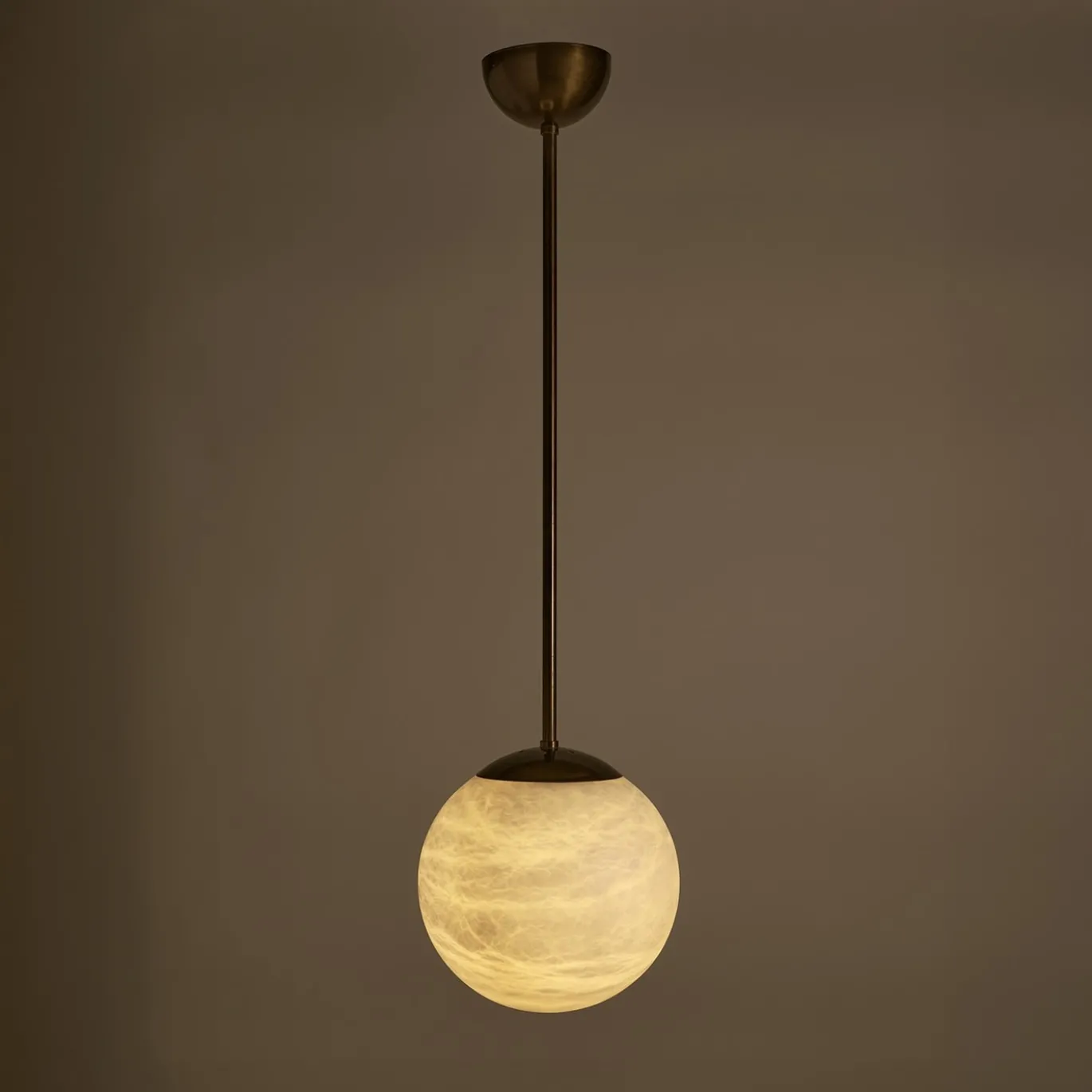 Lampada a sospensione Maxi Alabaster Moon in bronzo
