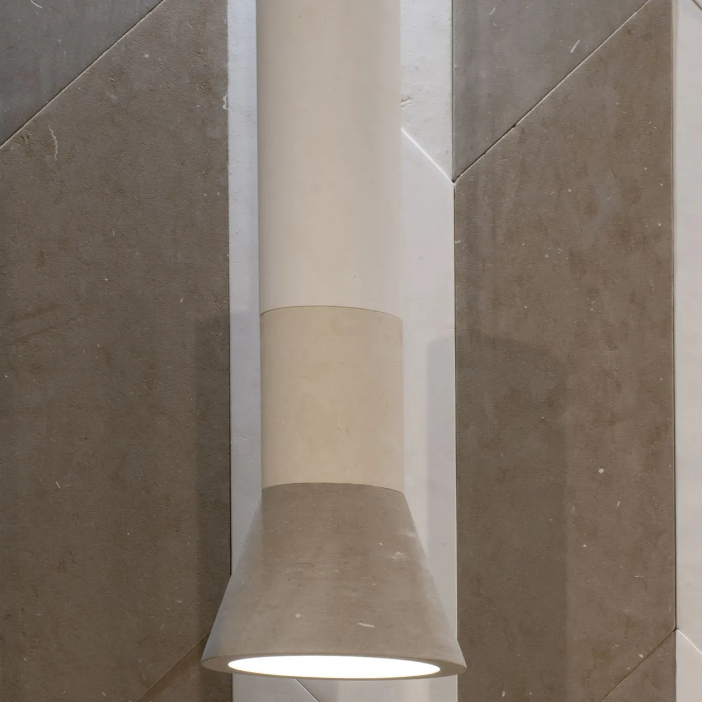 Lampada Cilindrica Sospese C in Pietra di Gumdesign