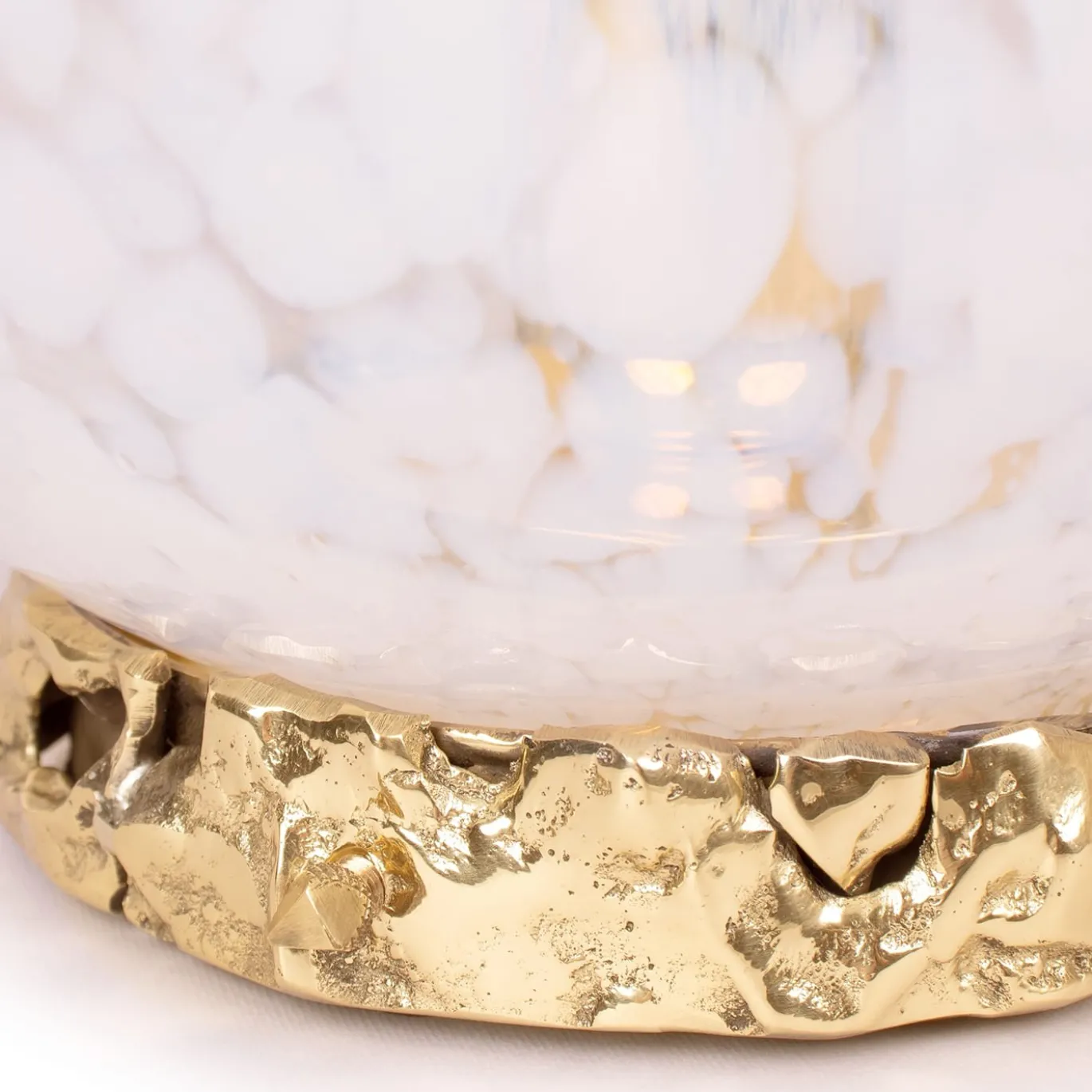 Lampada Crown in vetro di Murano bianco opalino
