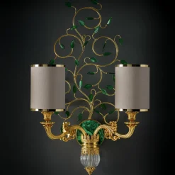 Lampada da muro doppia Foliage in bronzo dorato con foglie in cristallo verde