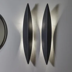 Lampada da parete a foglia nera