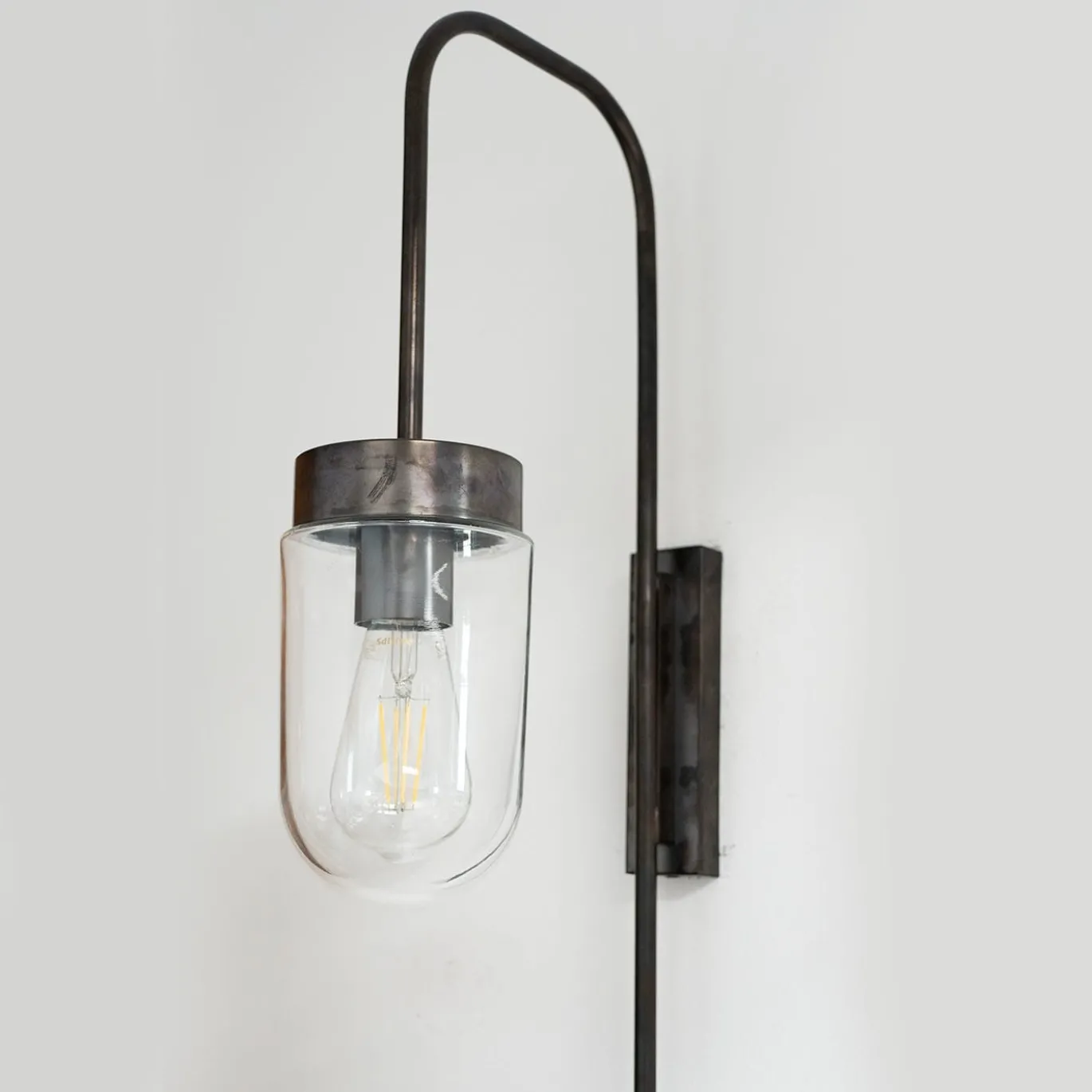 Lampada da parete Ciuccio in ottone nero