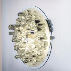 Lampada da parete con scultura Biagio