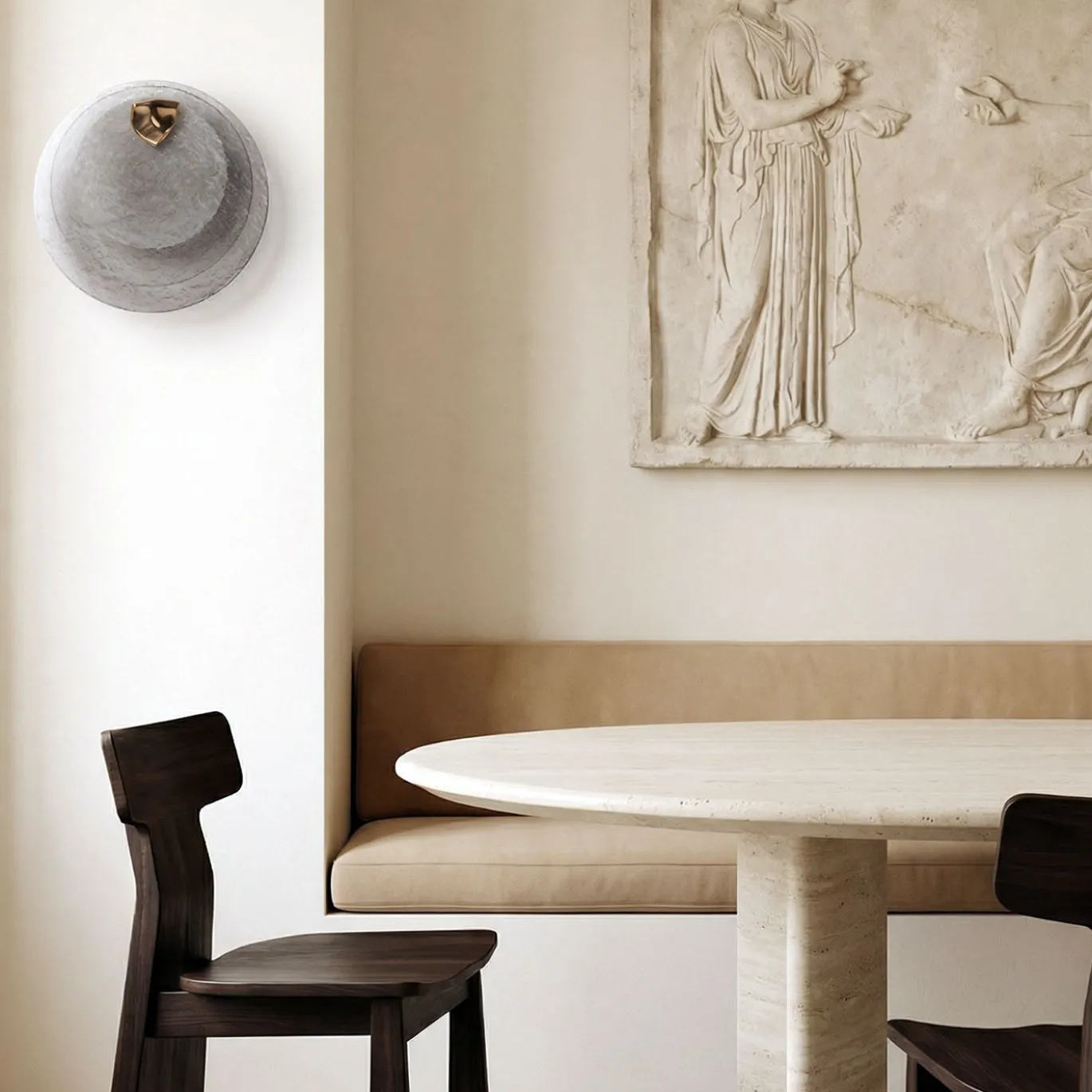 Lampada da parete Obsidian Shield in vetro grigio