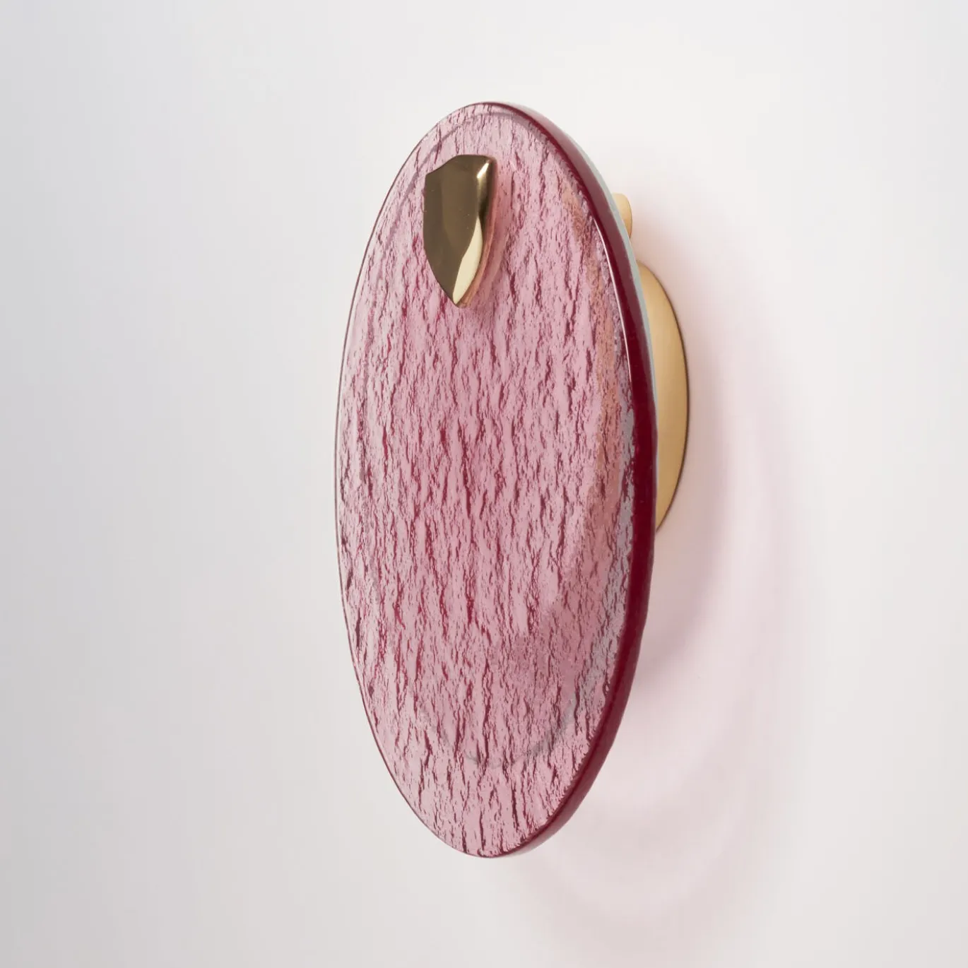 Lampada da parete Rose Shield in vetro rosa