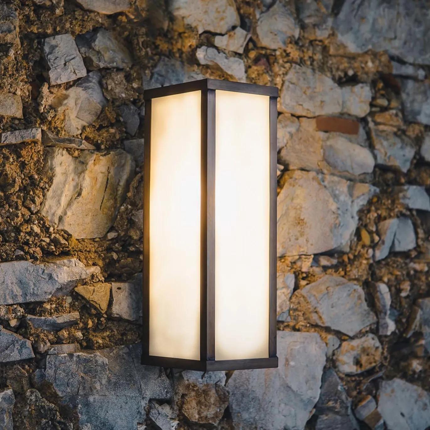 Lampada da soffitto e da parete Giulia
