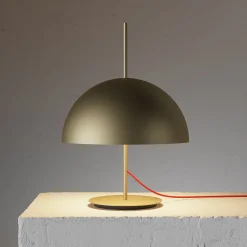 Lampada da tavolo ABT02 in ottone dorato con cavo rosso