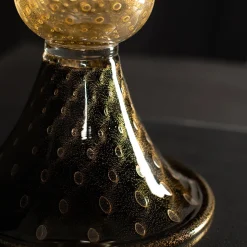 Lampada da tavolo alta nera e dorata #1