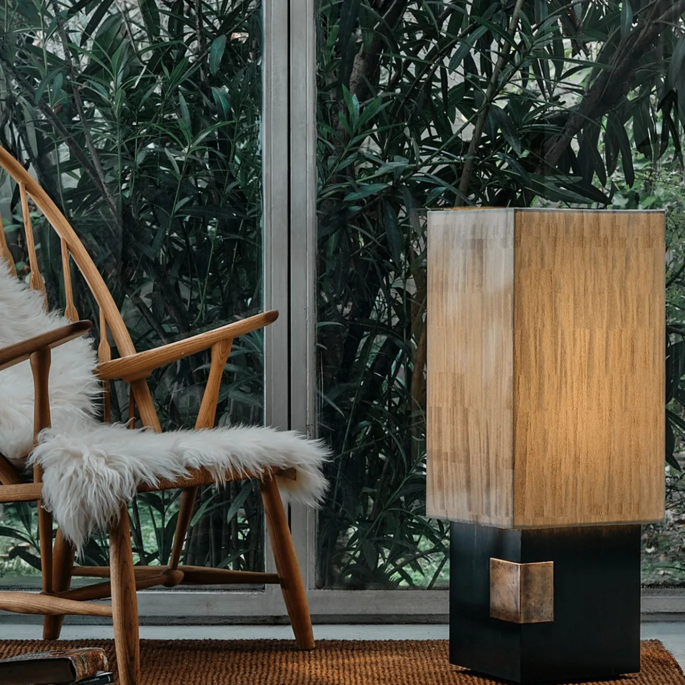 Lampada da tavolo a sensore sinistro Orphée Noir