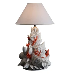 Lampada da tavolo Bea White & Coral di Antonio Fullin