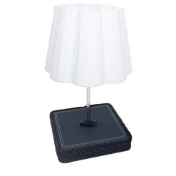 Lampada da tavolo blu a base quadrata grande