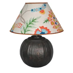 Lampada da tavolo Bomb con base bronzata rotonda