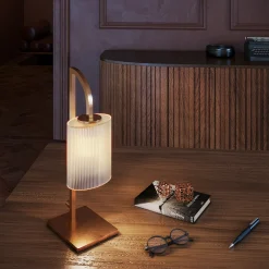 Lampada da Tavolo Cuspide in Vetro Bianco