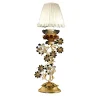 299 Lampada da tavolo floreale beige e dorata in stile fiorentino