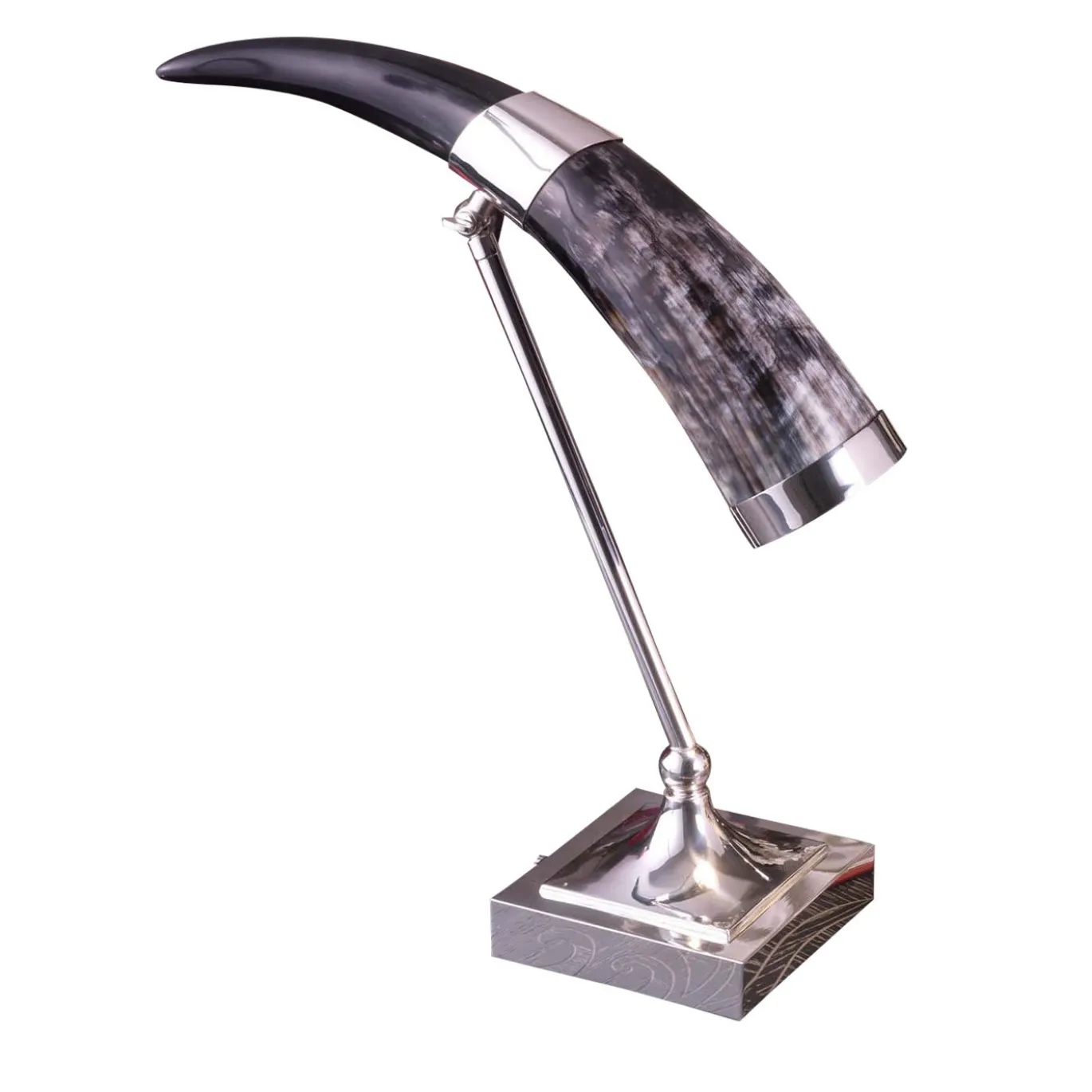 Lampada da tavolo in corno nichelato