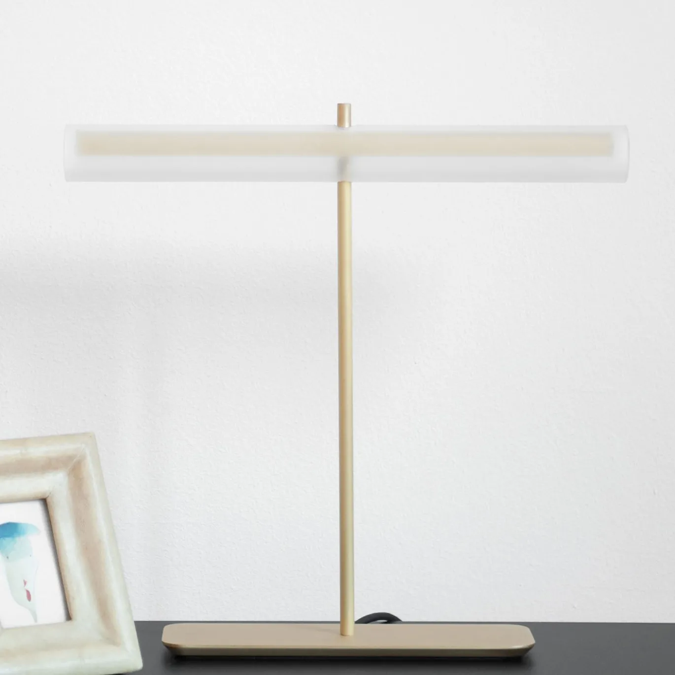 Lampada da tavolo in ottone dorato PPT01
