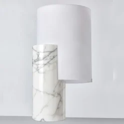 Lampada da tavolo Leina Carrara di Matteo Nunziati