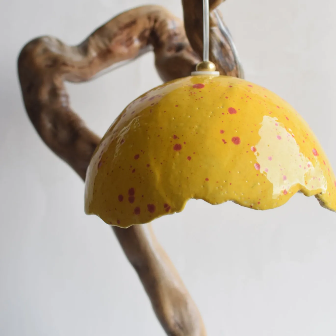 Lampada da tavolo Lume Limone in Ceramica gialla e Legno