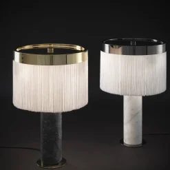 Lampada da tavolo nera Orsola di Bozzoli