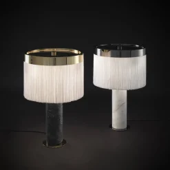 Lampada da tavolo Orsola oro e bianco di Lorenza Bozzoli