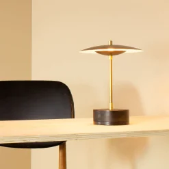 Lampada da tavolo Piattino
