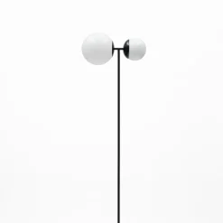 Lampada da terra Biba Black di Lorenza Bozzoli