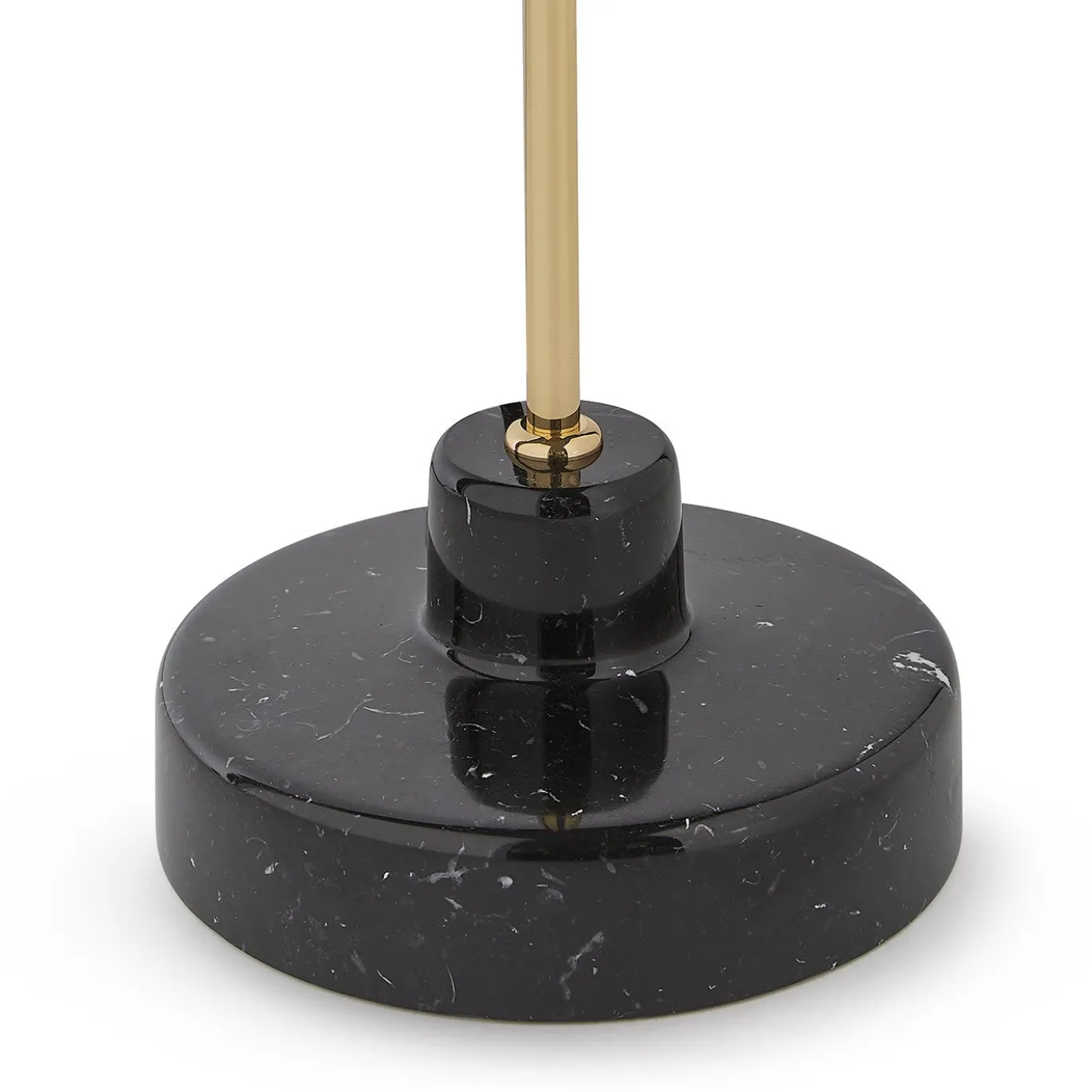 Lampada da terra Coppa Aperta di Ignazio Gardella e Corrado Corradi Dell'Acqua
