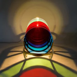 Lampada da terra Dondolo di Studiopluz