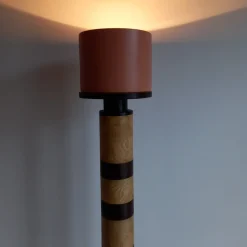 Lampada da terra Dorika Pink di Pietro Meccani