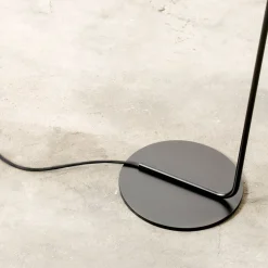 Lampada da terra Essenza di Roberto Cicchinè