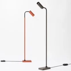Lampada da terra in pelle grigia Marquesse