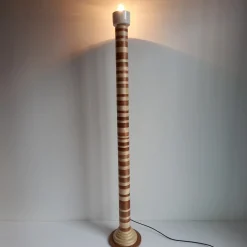 Lampada da terra Ionica di Pietro Meccani