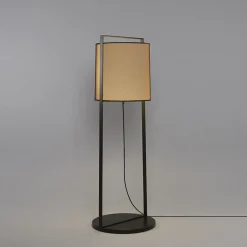 Lampada da terra Macao alta beige di Corrado Dotti