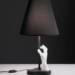 Lampada da terra Mano di Pietro Chiesa