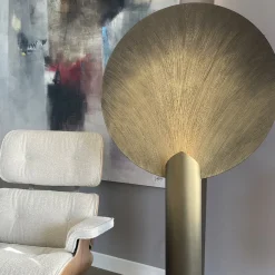 Lampada da terra Nimbo in metallo bronzeo spazzolato