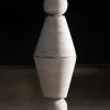 Lampada da terra Pieces in travertino di Ashley Gadeova