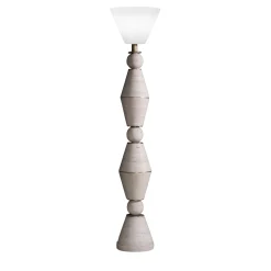 Lampada da terra Pieces in travertino di Ashley Gadeova