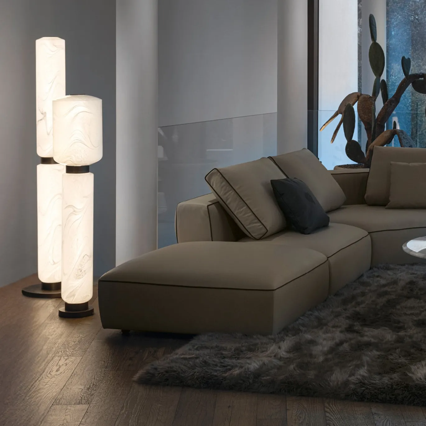 Lampada da Terra Ramses Grande in Vetro Marmorizzato Bianco