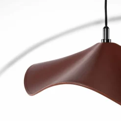 Lampada da terra San Josè Arco in metallo nero e paralume in pelle