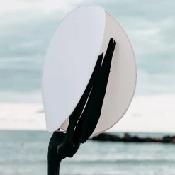 Lampada da terra scultorea Artemide in legno di mare e cotone