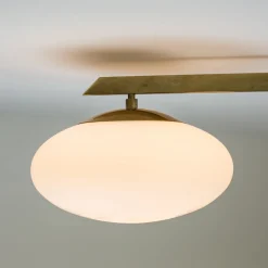12:15 Lampada d'ottone