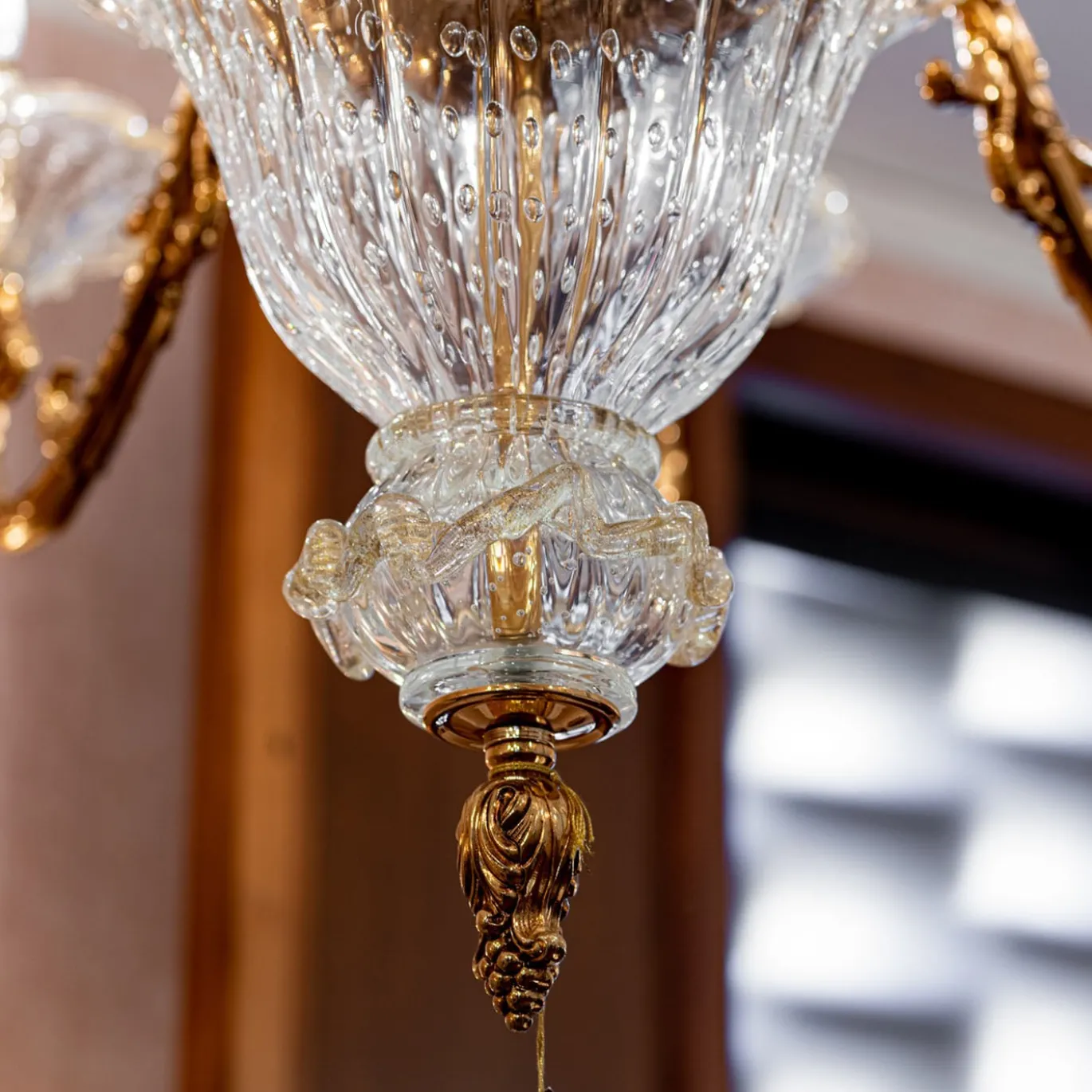 Lampadario a 15 luci in oro