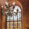 Lampadario a 12 luci in ottone antico