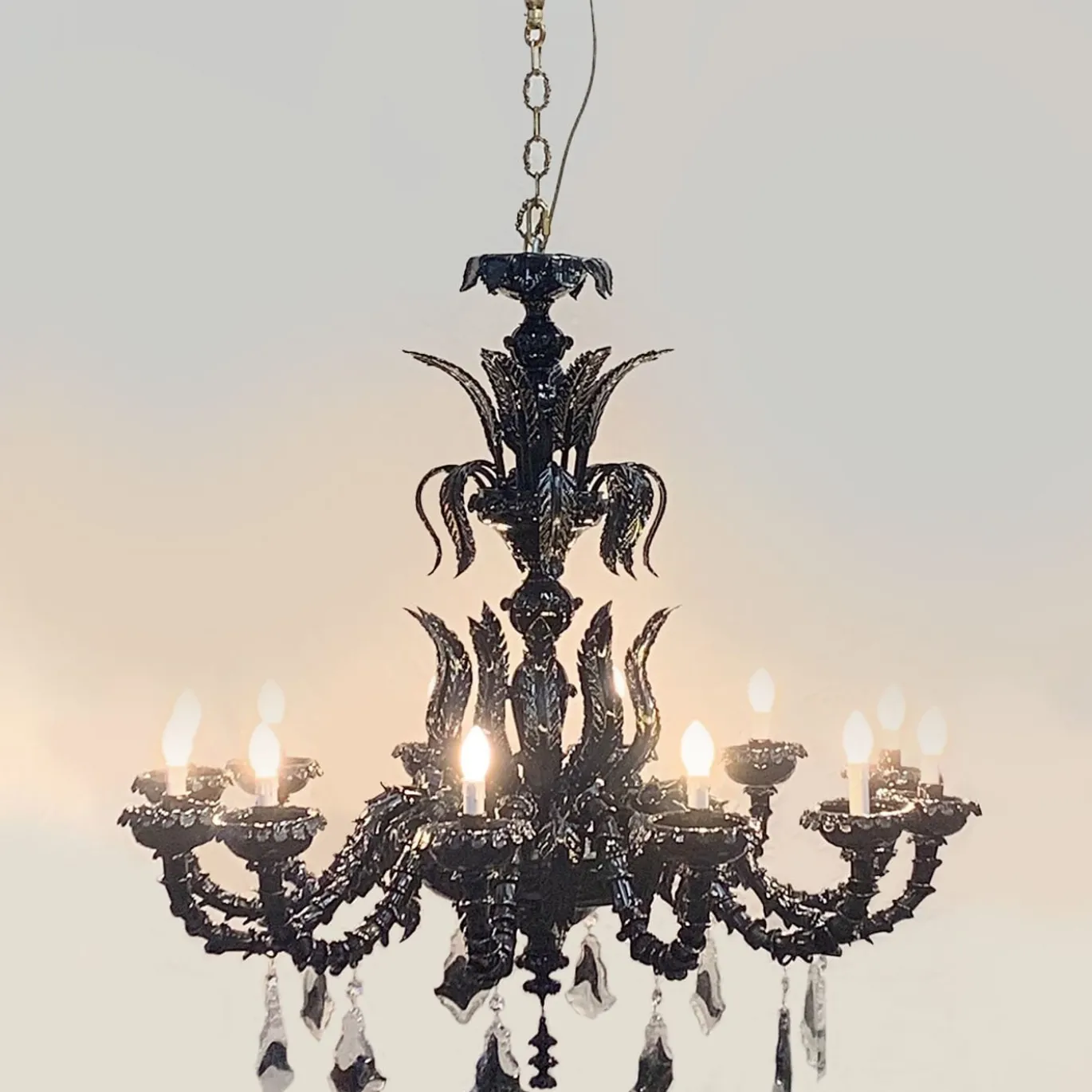 Lampadario anni '70 nero restaurato di Seguso