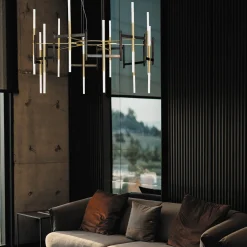 Lampadario Ekle in metallo corten brunito e oro spazzolato