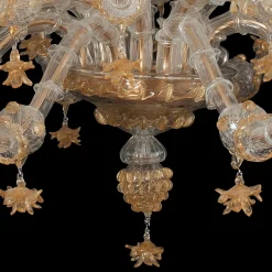 Lampadario in stile Rezzonico in oro e cristallo #1