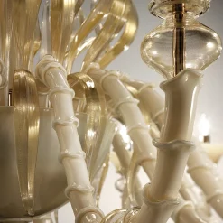 Lampadario in vetro di Murano soffiato avorio