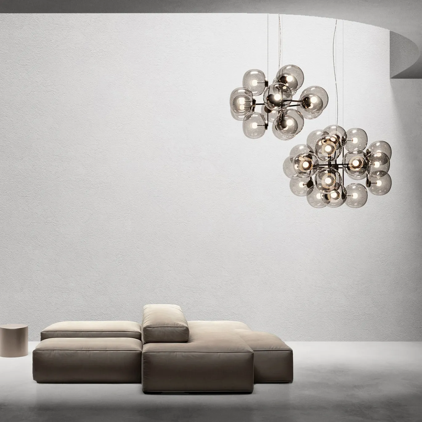 Lampadario in vetro grigio chiaro Jasmine a dodici luci
