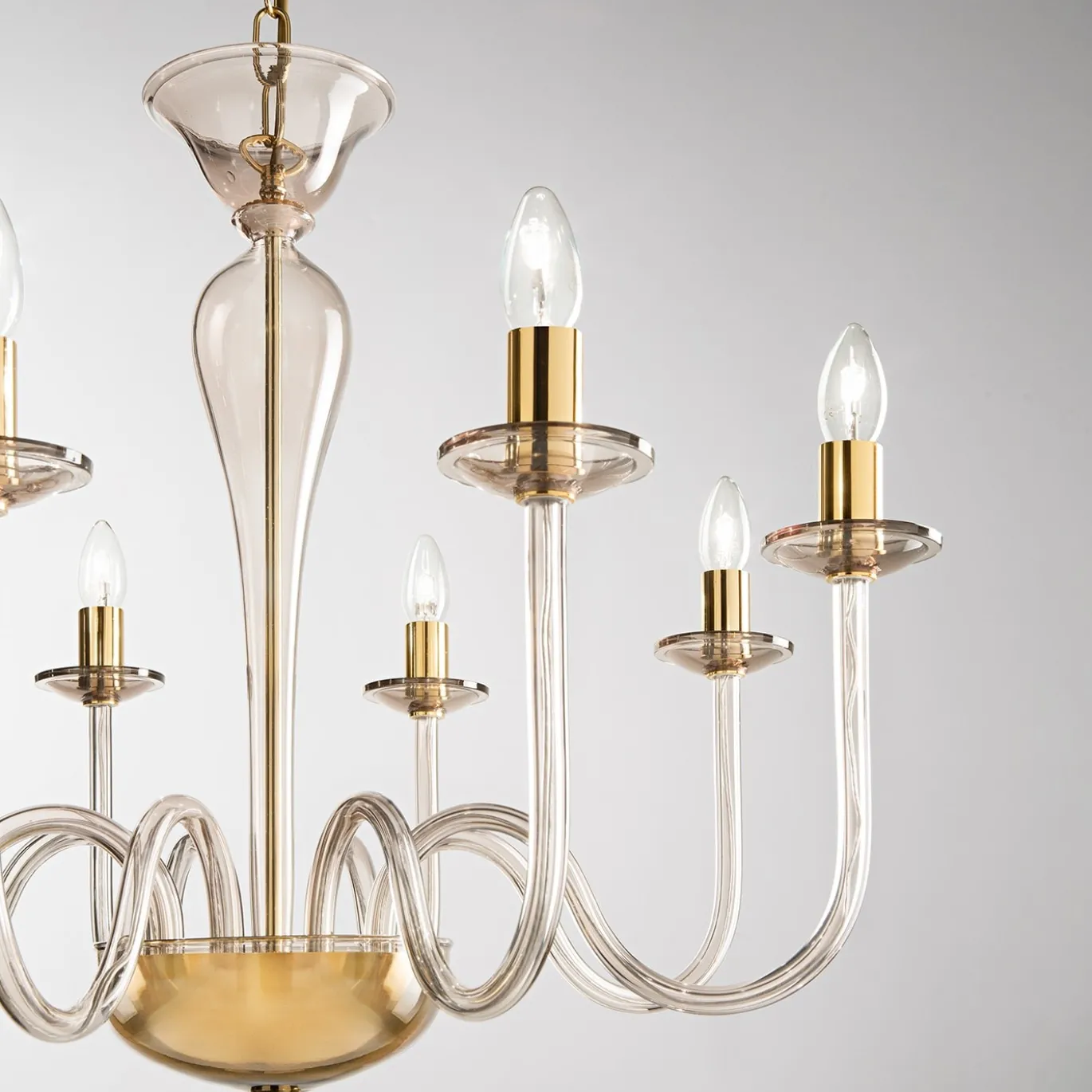 Lampadario Katerina a 8 Luci in Vetro Soffiato Fumé