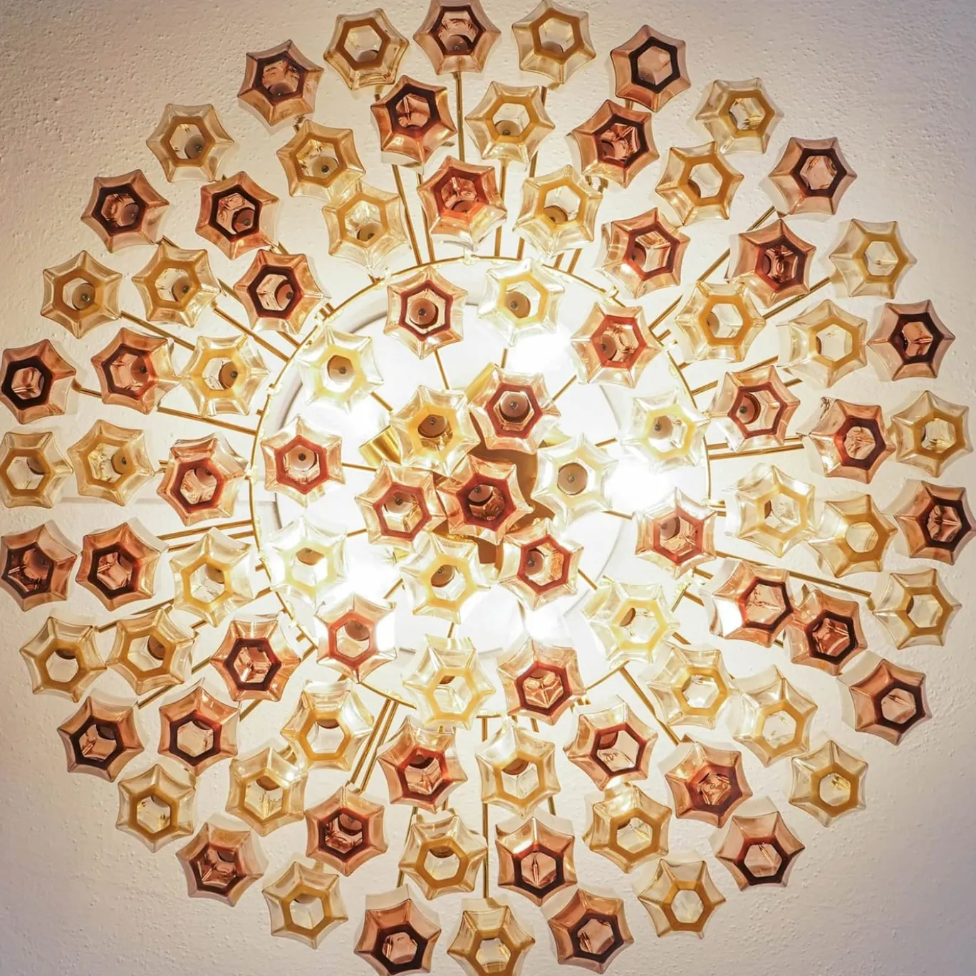 Lampadario Prismatico 91 Elementi in Vetro Compatto Ambra e Ametista